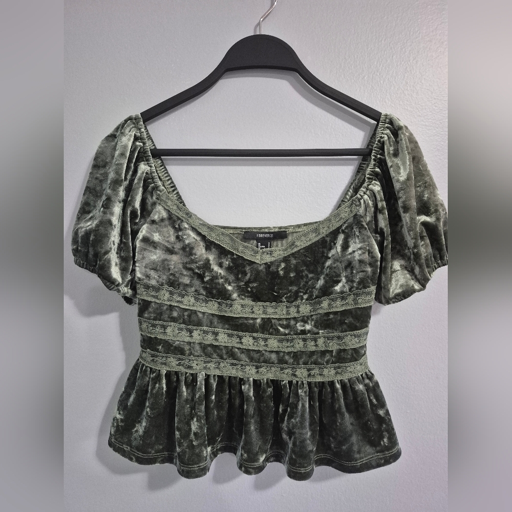 Forever 21 Babydoll Y2K edgy romantic girly core coquette Crush Velvet Top Small